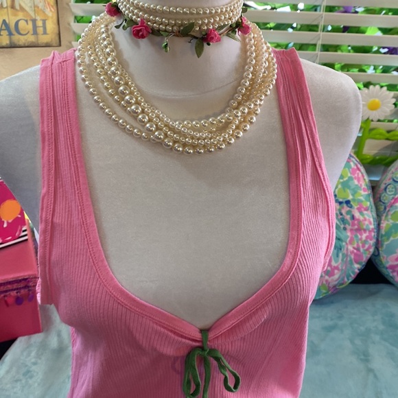 Flirt by Delicates bubblegum pink tank top with green center tie🌷 - Picture 2 of 7